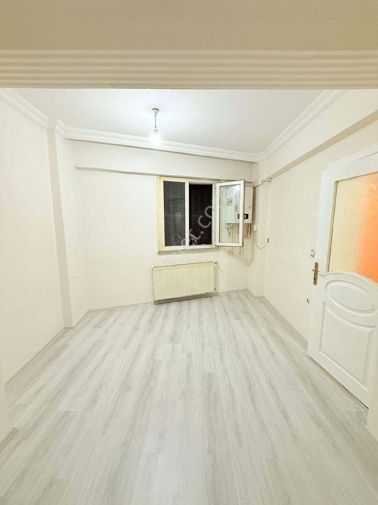 Gold Gayrimenkulden Acıl Satılık 2 +1 Satılık Daıre - Görsel 4