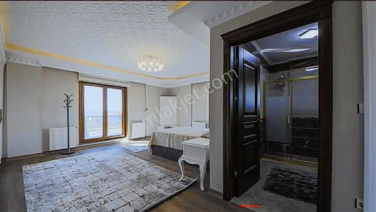 Çatalca Dost Kent Villaların'da 7+2 1300 M2 Eşyalı Tripleks - Görsel 28