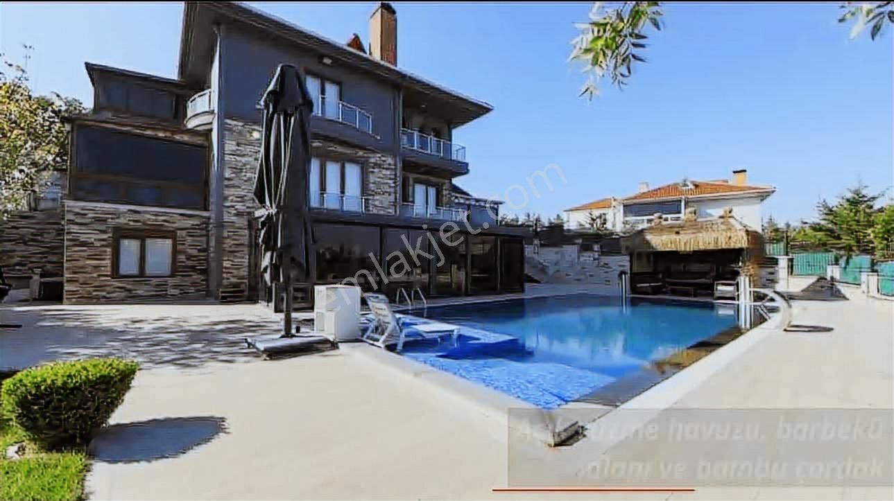 Çatalca Dost Kent Villaların'da 7+2 1300 M2 Eşyalı Tripleks - Görsel 3