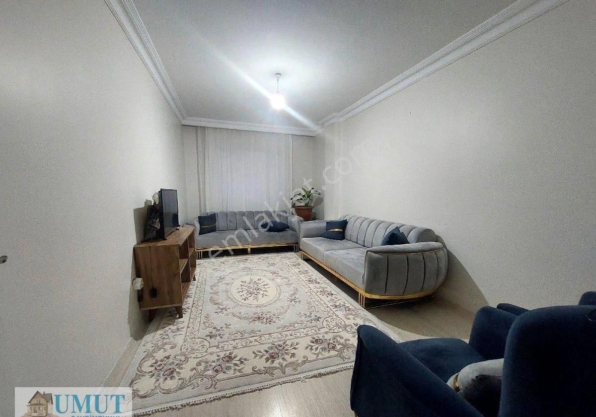 Gazi Osman Paşa Küçük Köy Beşyol Da Satılık Daire 3. Kat 3+1 115 M2 Metroya Yakın - Görsel 4