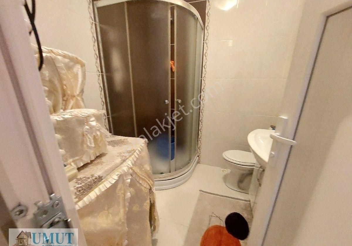 Gazi Osman Paşa Küçük Köy Yeni Mah. De Satılık Asansörlü Dubleks 4+3 195 M2 Metroya Yakın - Görsel 3