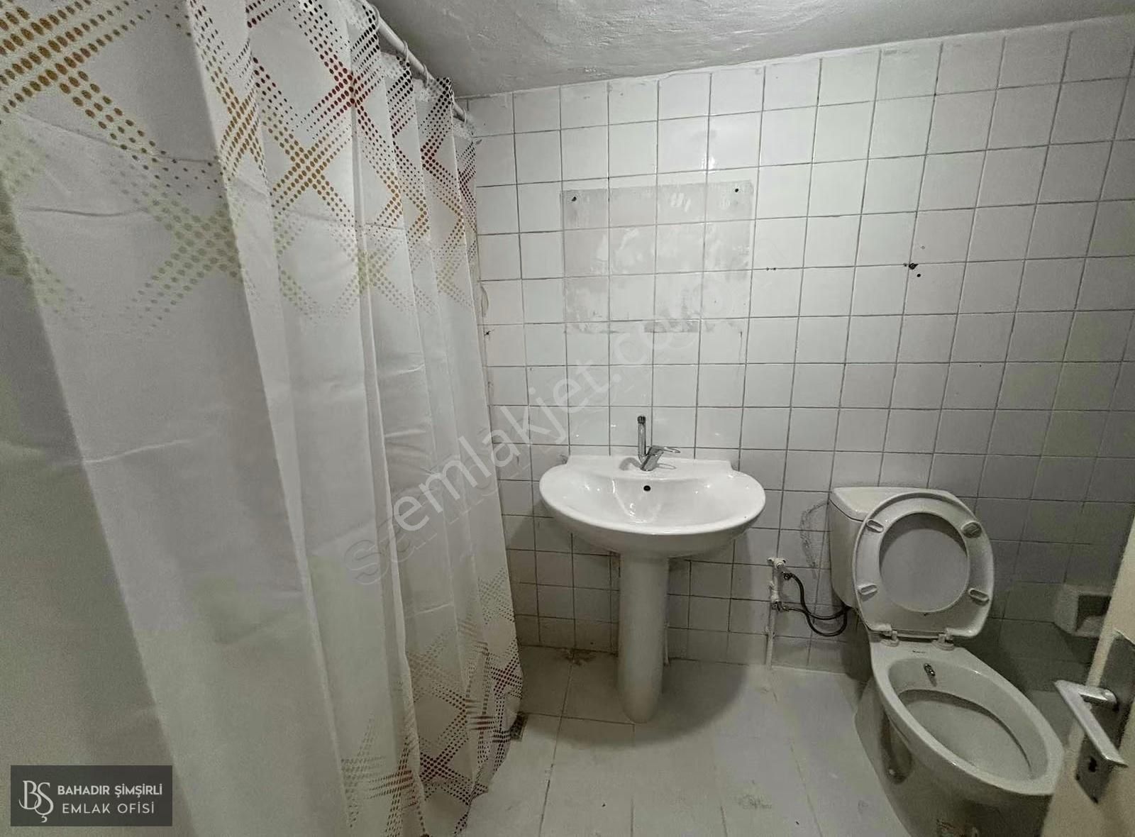 Bahadır Şimşirli'den Belediye Karşısı Kiralık Ofis Katı - Görsel 29