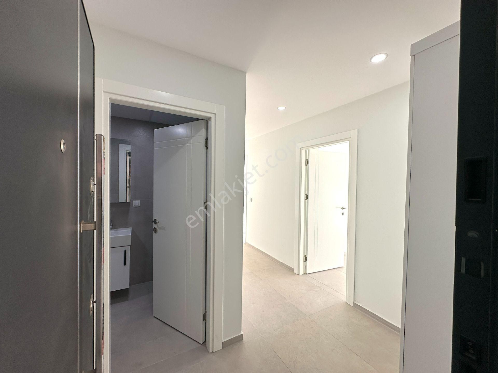 Şelale Mh Yenibina,elektrikli Panjur, 2asansör, Açık Otopark 2+1 - Görsel 4