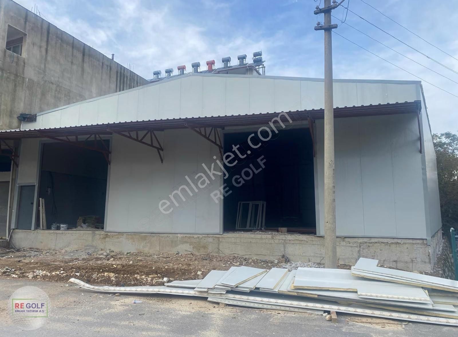 Re Golf'ten Yeni Mahalle Hal Bölgesinde Kiralık Depo - Görsel 3