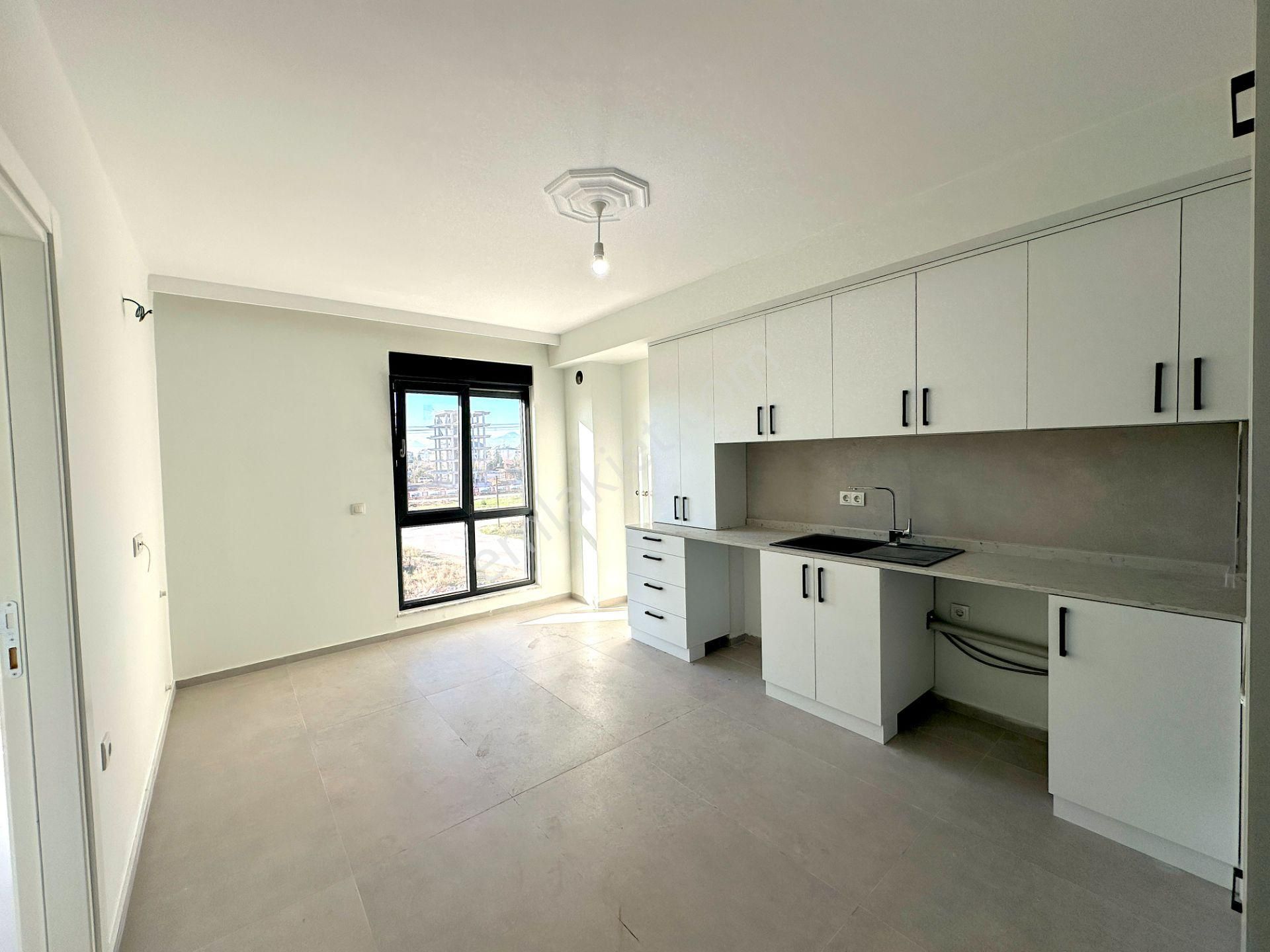 Şelale Mh Yenibina,elektrikli Panjur, 2asansör, Açık Otopark 1+1 - Görsel 3