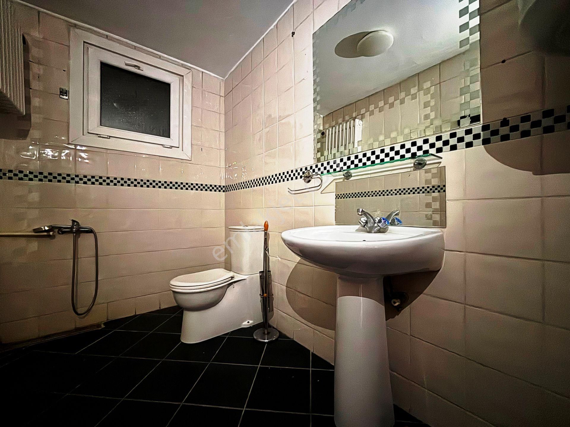 Çatalçeşme Bağdat Caddesi Üstü 1.kat Otoparklı 110m2 Kiralık 2+1 - Görsel 24