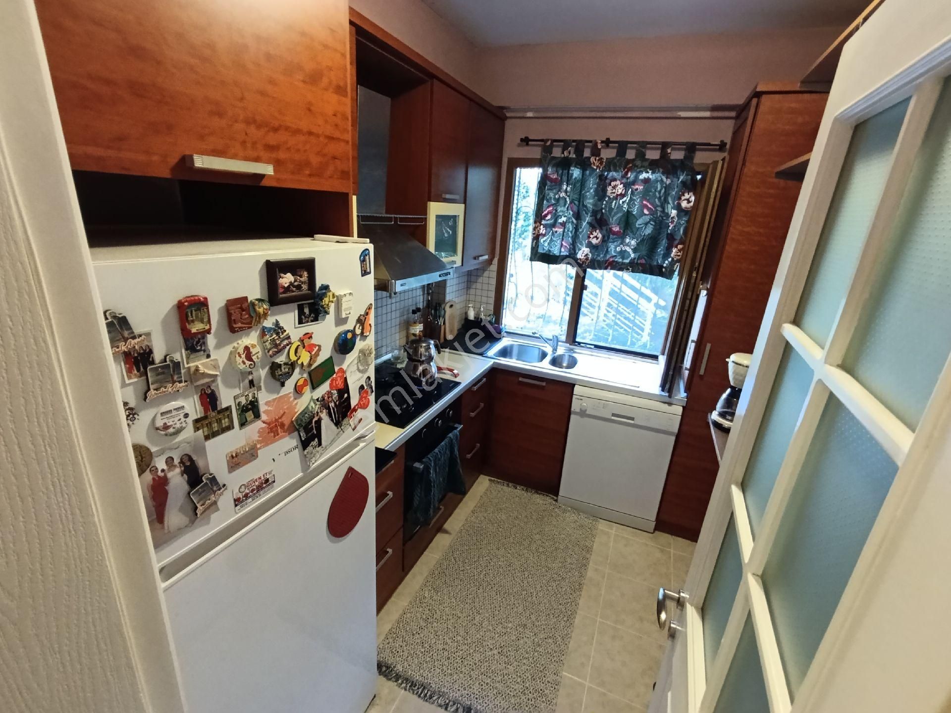 Acıbademde Deprem Sonrası Otoparklı Aydınlık Daire - Görsel 15