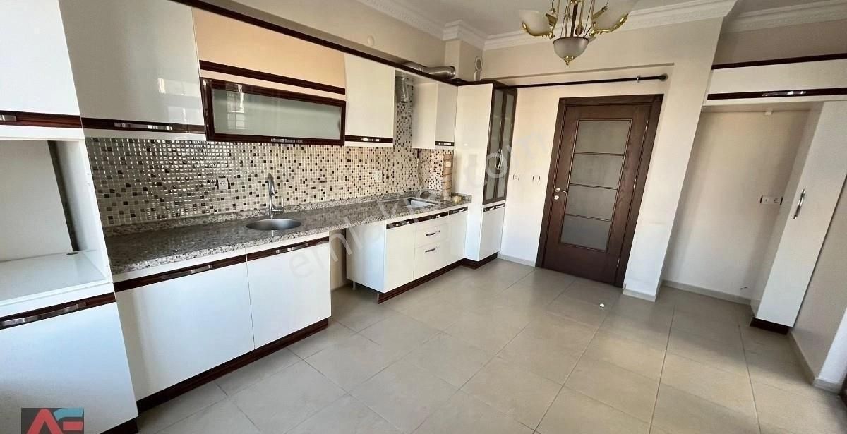 İbrahimağa Mah. 140m2 3+1 Geniş Kiralık Daire - Görsel 4