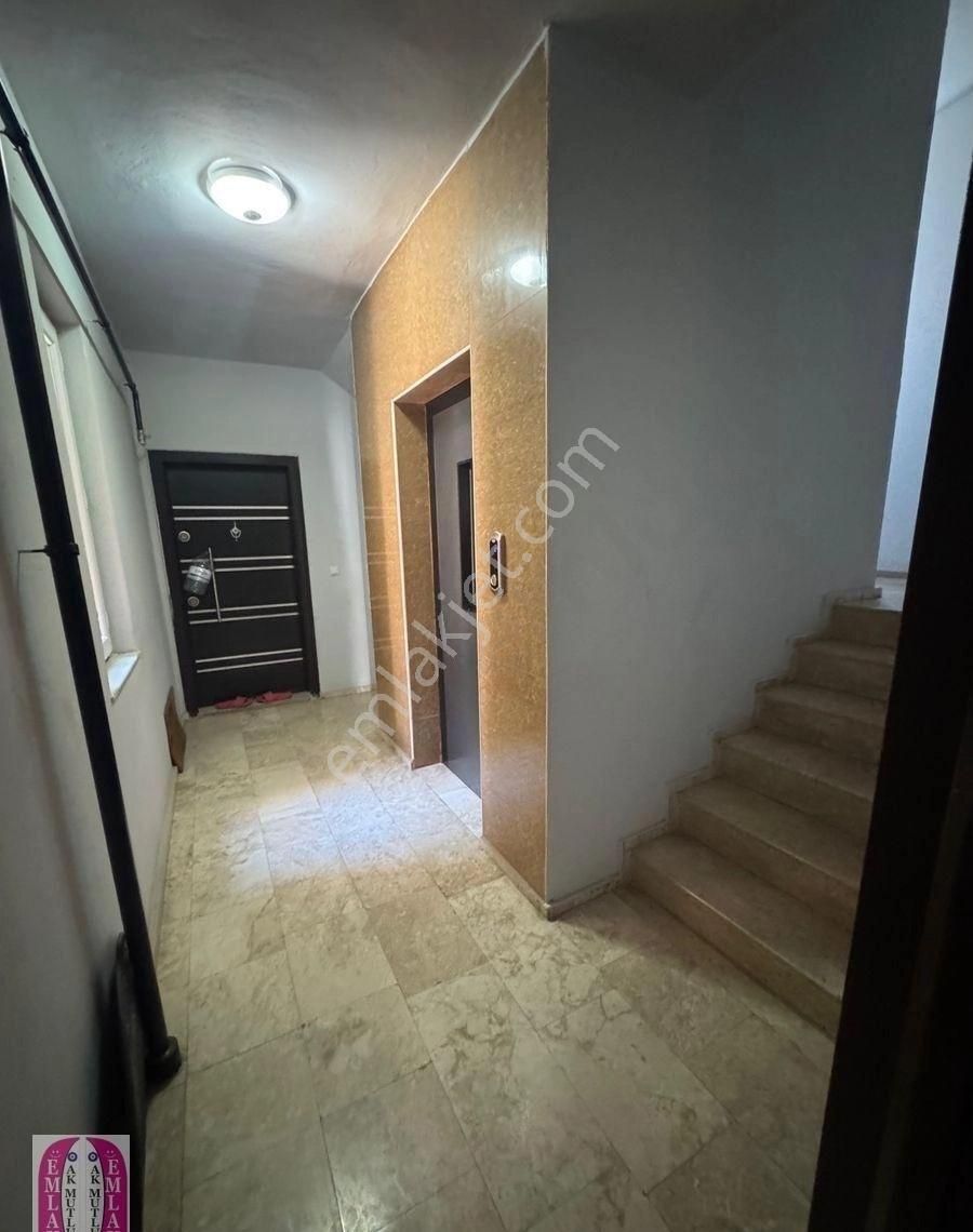 A K Mutludan Kızılarık Gebizlide Nezih Sitede Kombili 2+1 Daire - Görsel 3