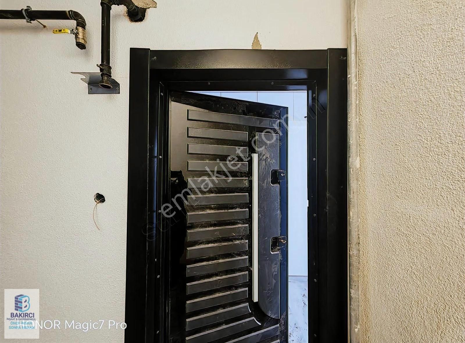 Bakırcı İnşaat & Gym'den Çamlıca Mah. Özel Garajlı 1+1 Satılık - Görsel 4