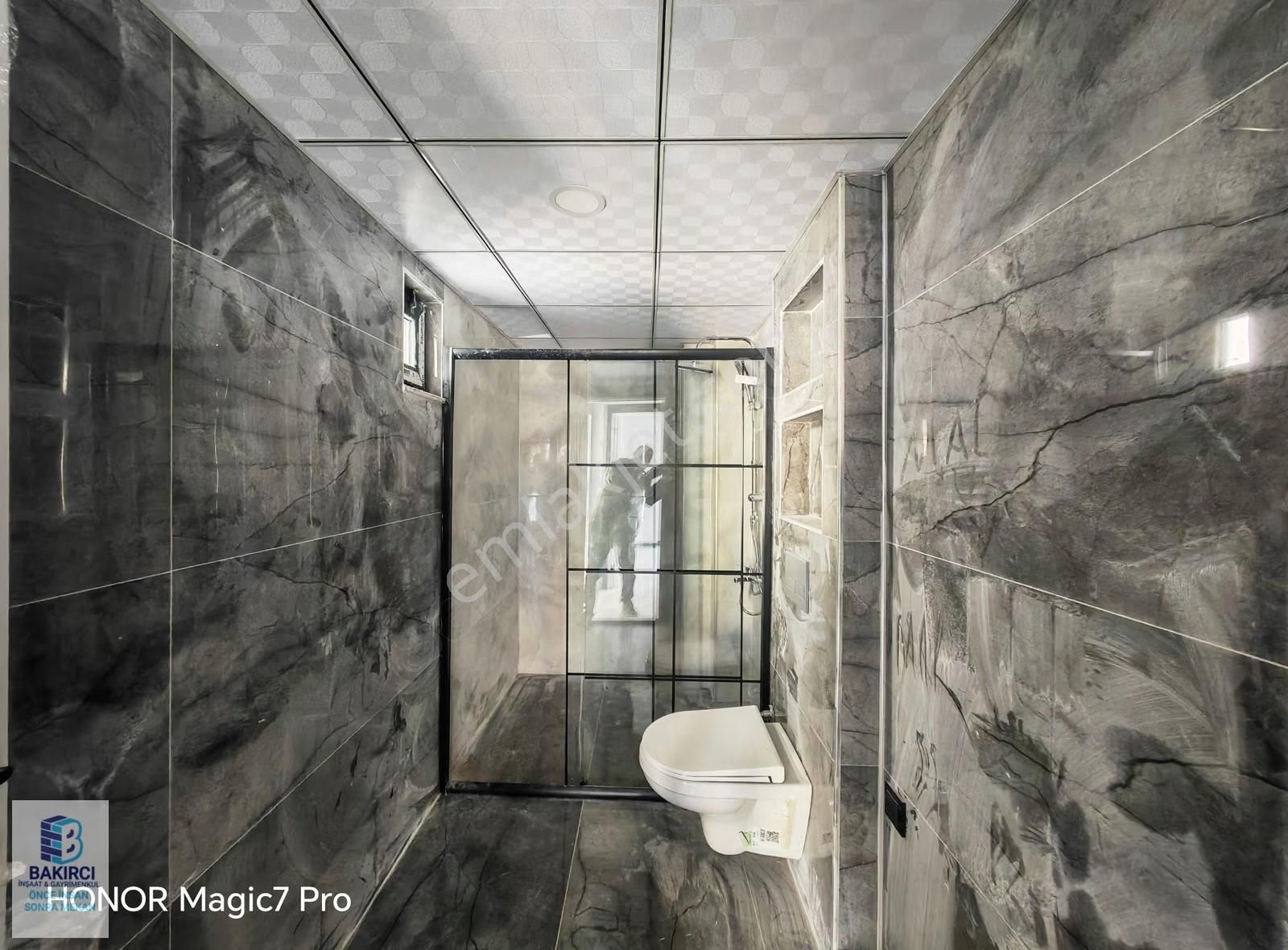 Bakırcı İnşaat & Gym'den Çamlıca Mah. Özel Garajlı 1+1 Satılık - Görsel 7