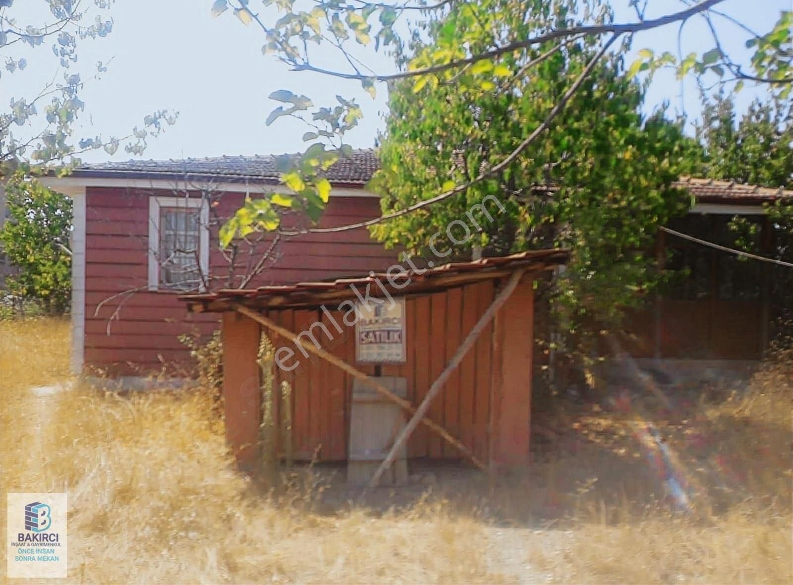 Bakırcı Emlak İnşaat Dan Söngüt Köyünde Müstakil Evi Olan Tarla - Görsel 5