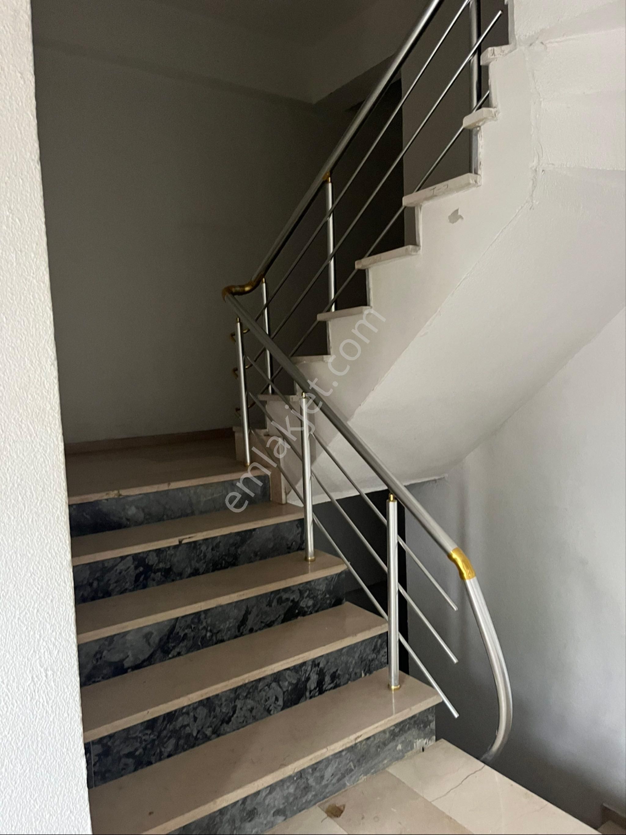 Satılık 2+1 Daire - Görsel 3