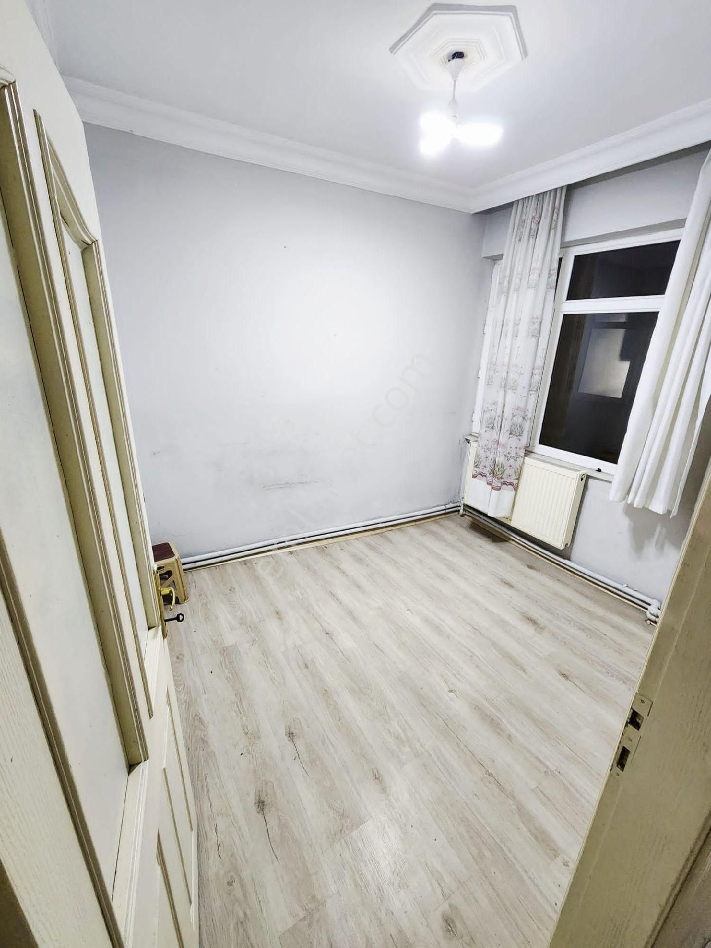 Furkan Emlak'tan Selahiye Mah.3+1 120m2 Yüksek Giriş 100.yıl Bulvara Cephe Daire - Görsel 9