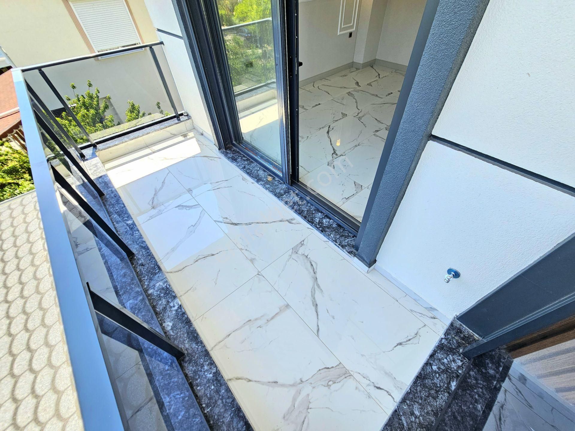 ▶ ▶ Akçay Körfez'den Altınoluk Fener'de Denize 150 Metre 4+1 Villa - Görsel 21