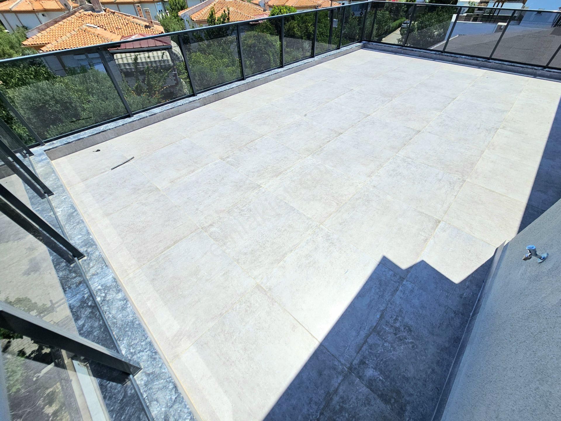 ▶ ▶ Akçay Körfez'den Altınoluk Fener'de Denize 150 Metre 4+1 Villa - Görsel 24