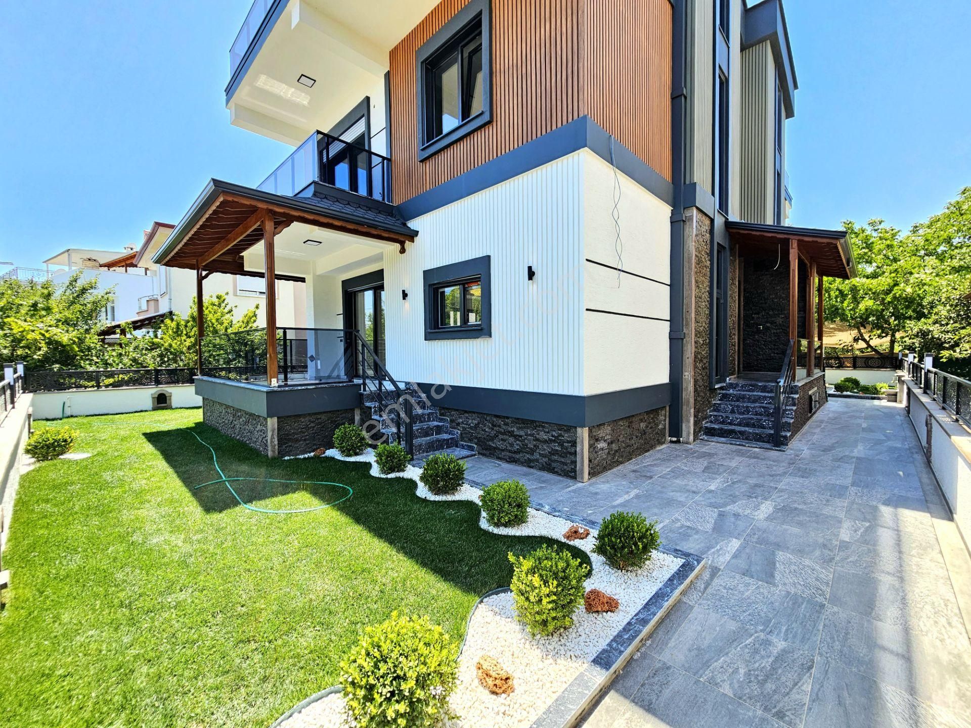 ▶ ▶ Akçay Körfez'den Altınoluk Fener'de Denize 150 Metre 4+1 Villa - Görsel 2