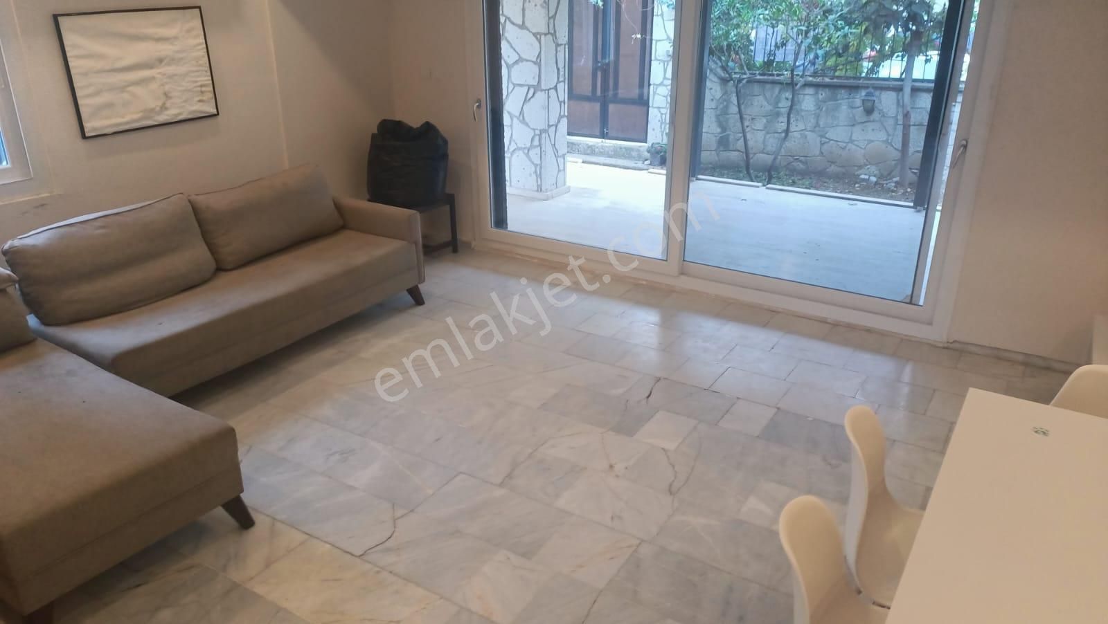 Alaçatı Merkezde Mobilyalı Yıllık Veya Sezonluk Kiralık Villa - Görsel 26