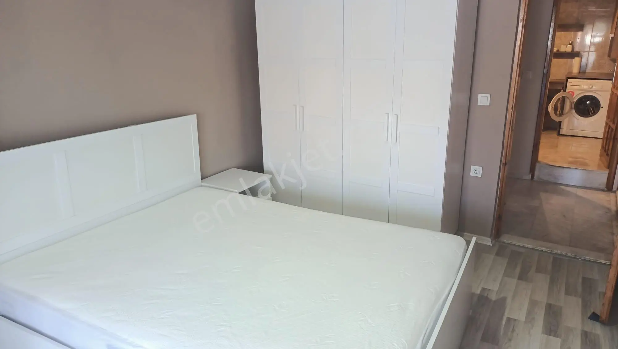 Alaçatı Merkezde Mobilyalı Sezonluk Kiralık Villa - Görsel 25