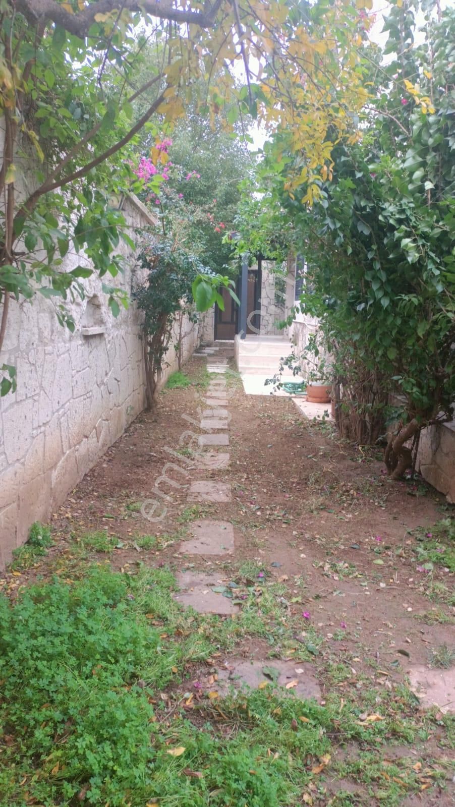 Alaçatı Merkezde Mobilyalı Yıllık Veya Sezonluk Kiralık Villa - Görsel 11