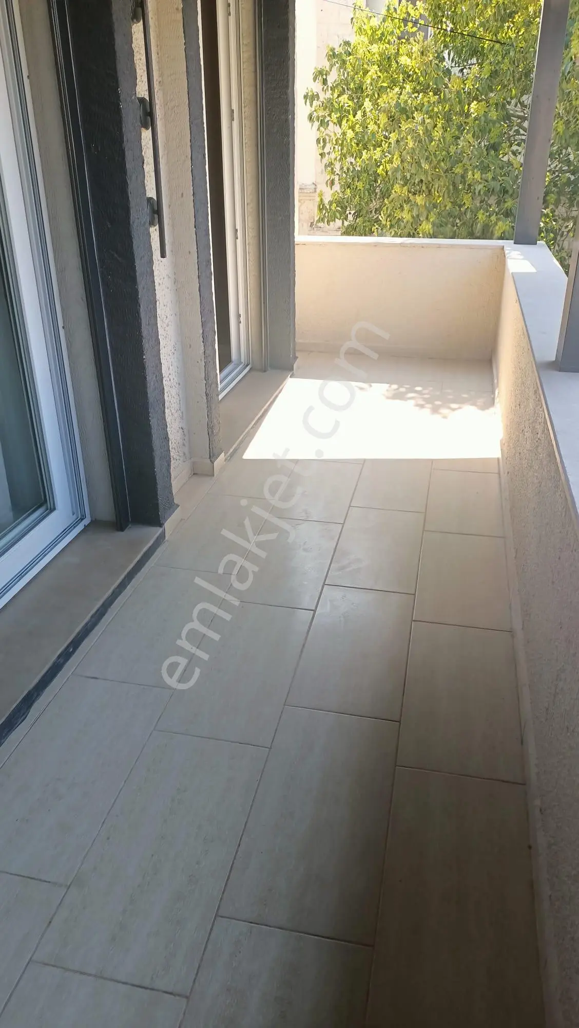 Alaçatı Merkezde Mobilyalı Sezonluk Kiralık Villa - Görsel 23