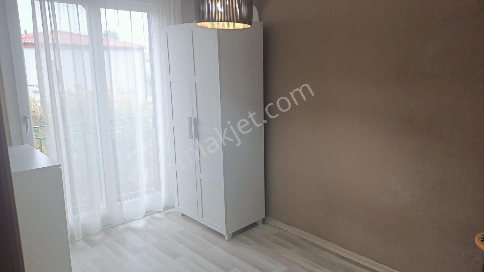 Alaçatı Merkezde Mobilyalı Yıllık Veya Sezonluk Kiralık Villa - Görsel 19