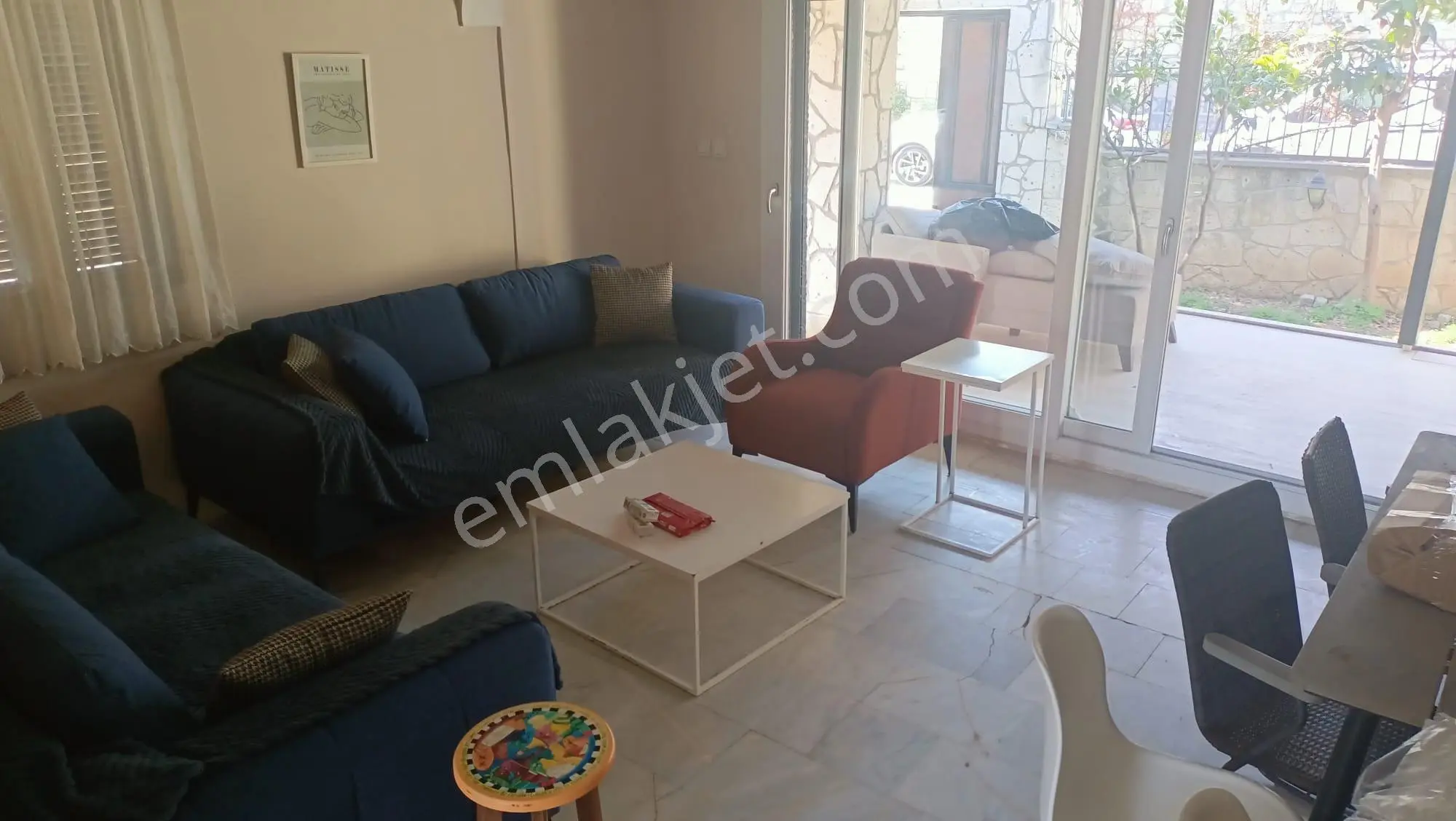Alaçatı Merkezde Mobilyalı Sezonluk Kiralık Villa - Görsel 19