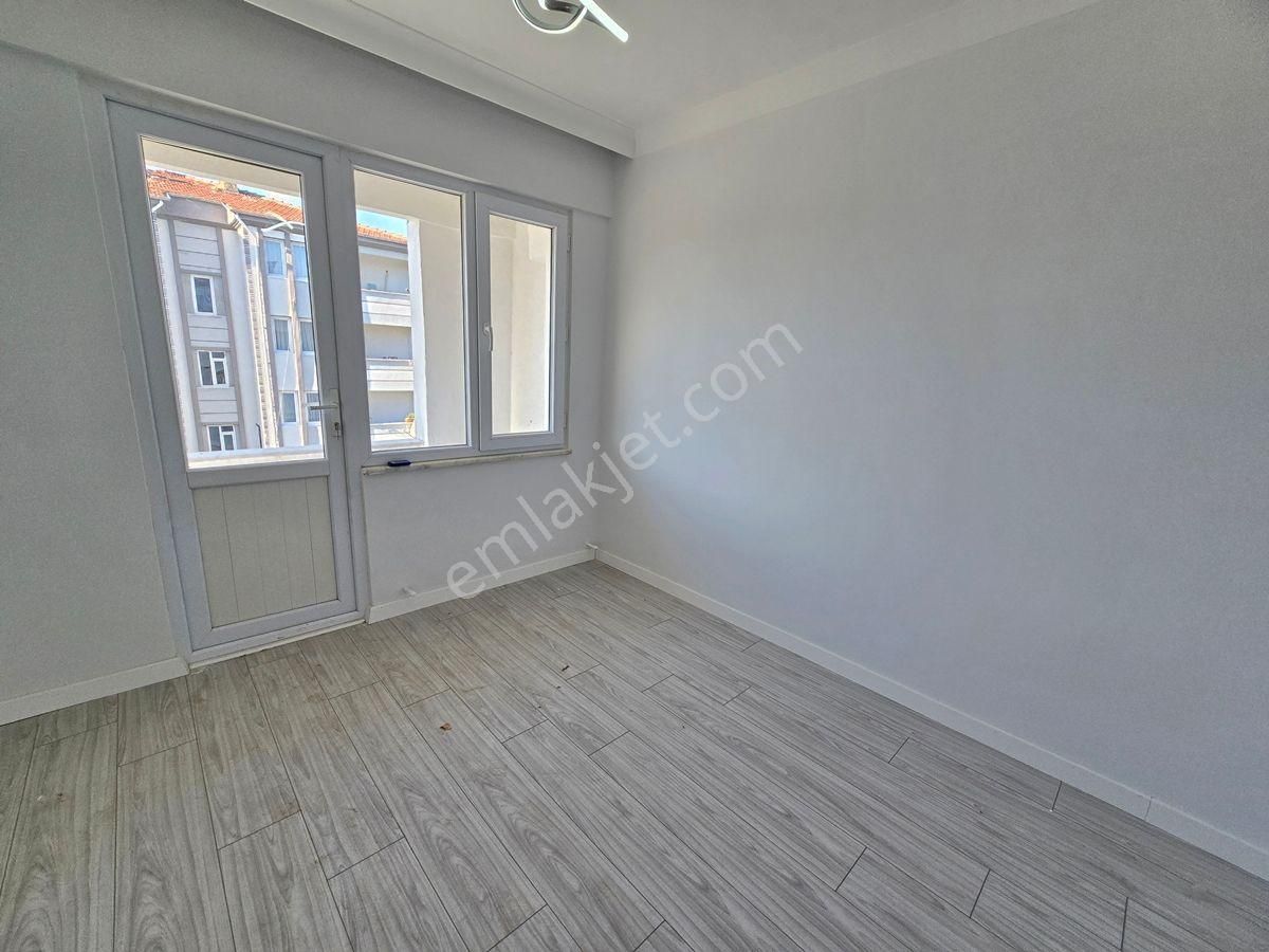 Akçay Altınkum Satılık Daire / Geniş 3+1 / Ayrı Mutfak - Görsel 24