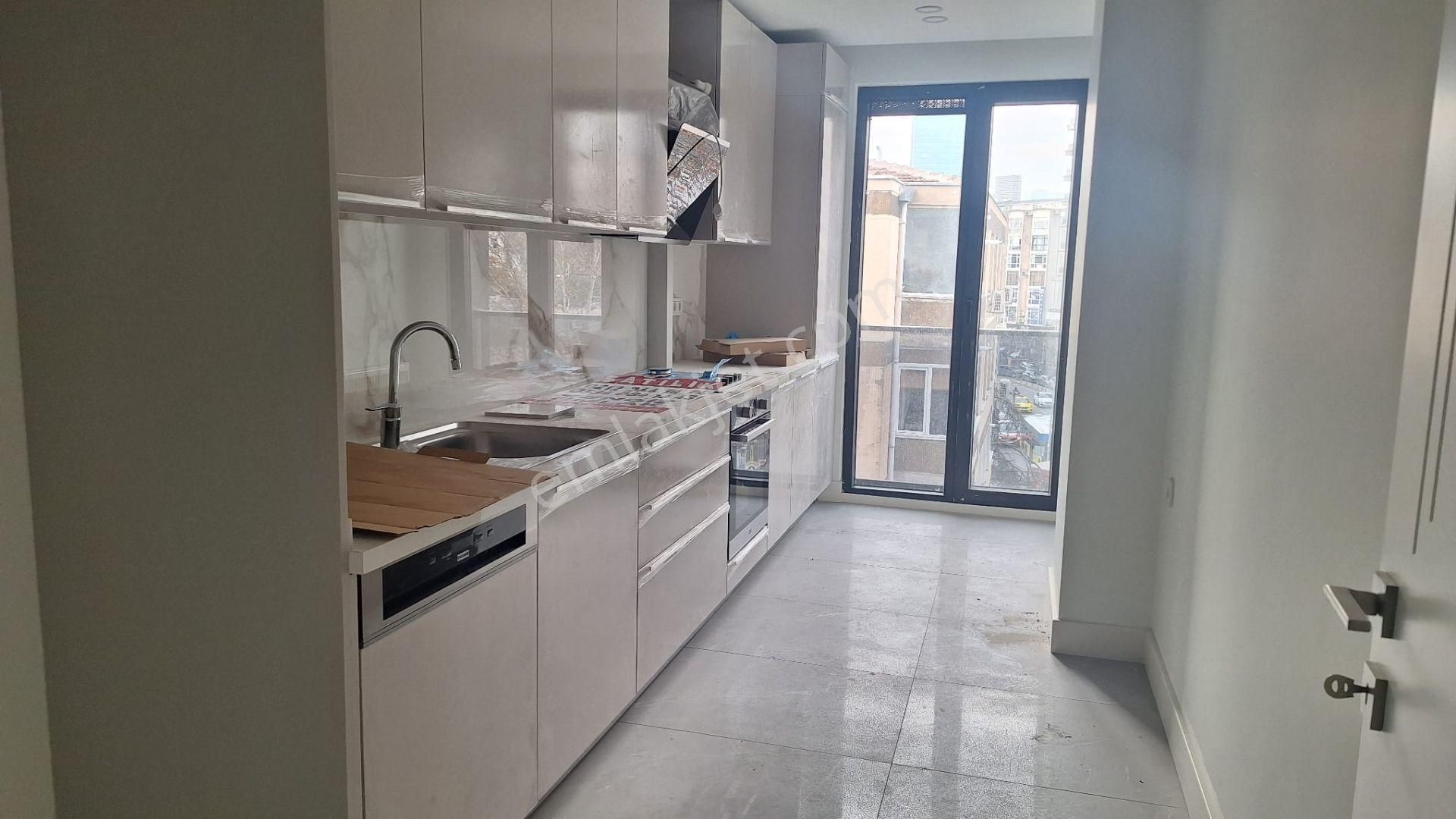 Etiler Nispetiye Cadde Üzeri Muyenehane Uygun 3+1 Kiralık Ofis - Görsel 5