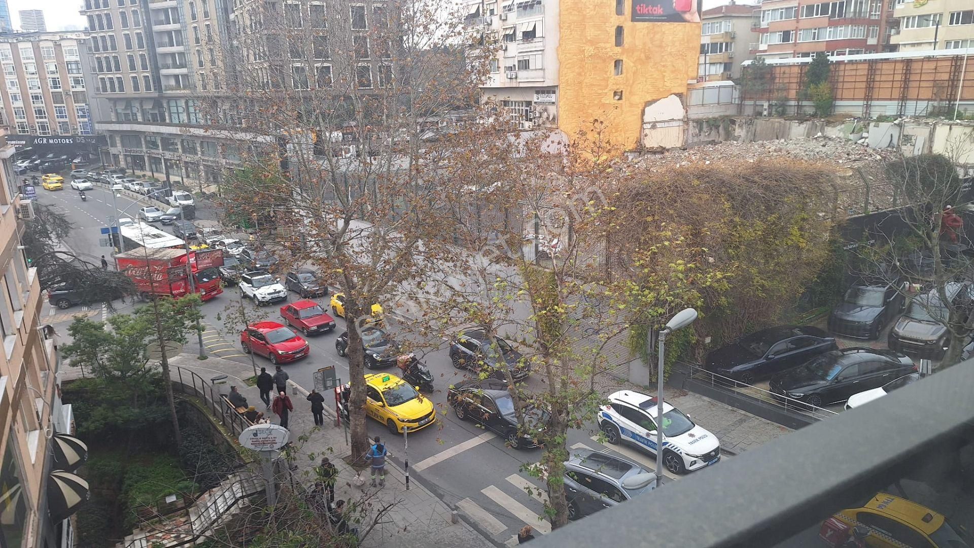 Etiler Nispetiye Cadde Üzeri Muyenehane Uygun 3+1 Kiralık Ofis - Görsel 27