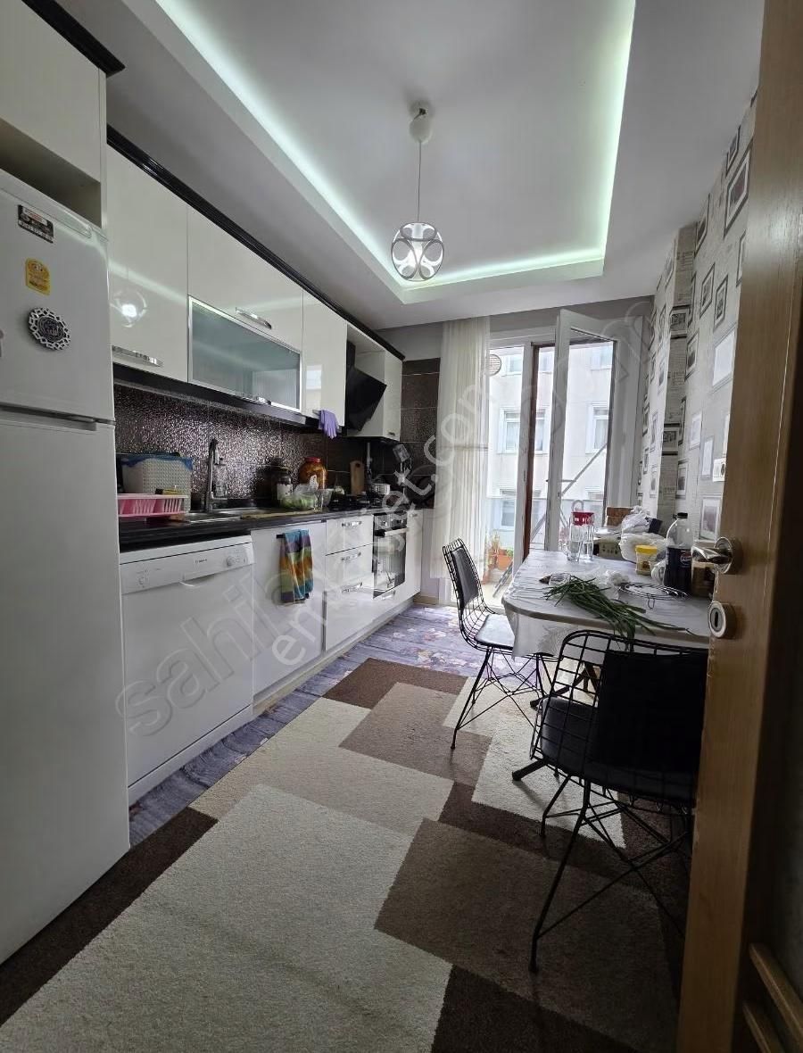 Yeni Bina 2+1 Krediye Uygun, Aile Binasında. - Görsel 10