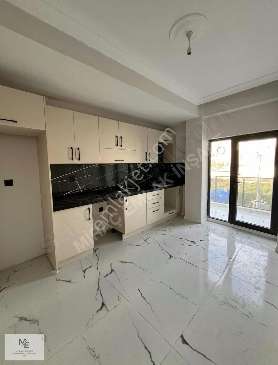 Miraç Emlaktan Akhisarda Sıfır 2+1 Asansörlü Lüks Daireler - Görsel 7