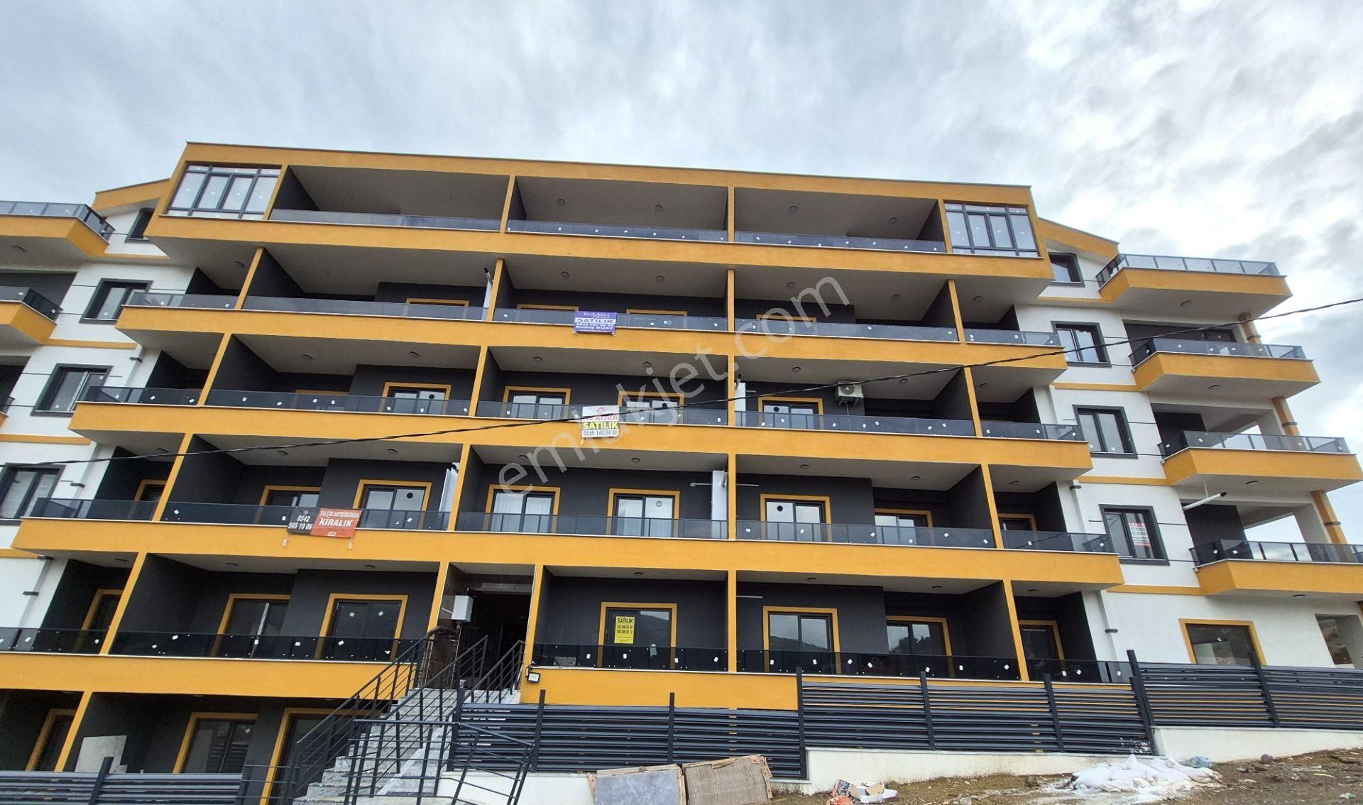 Rumeli World'den Blue Life Sitesinde 1+1 Kiralık Daire