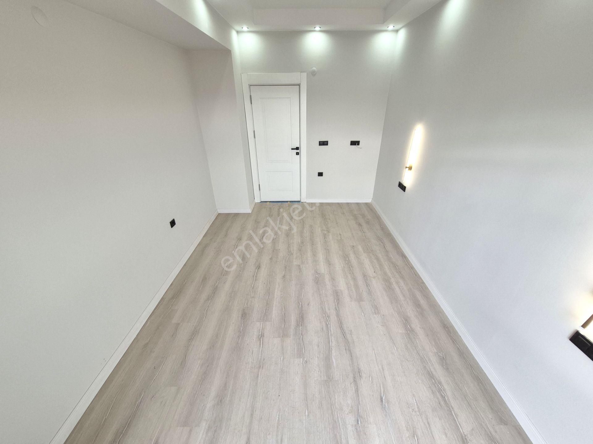 Rumeli World'den Blue Life Sitesinde 1+1 Kiralık Daire - Görsel 21