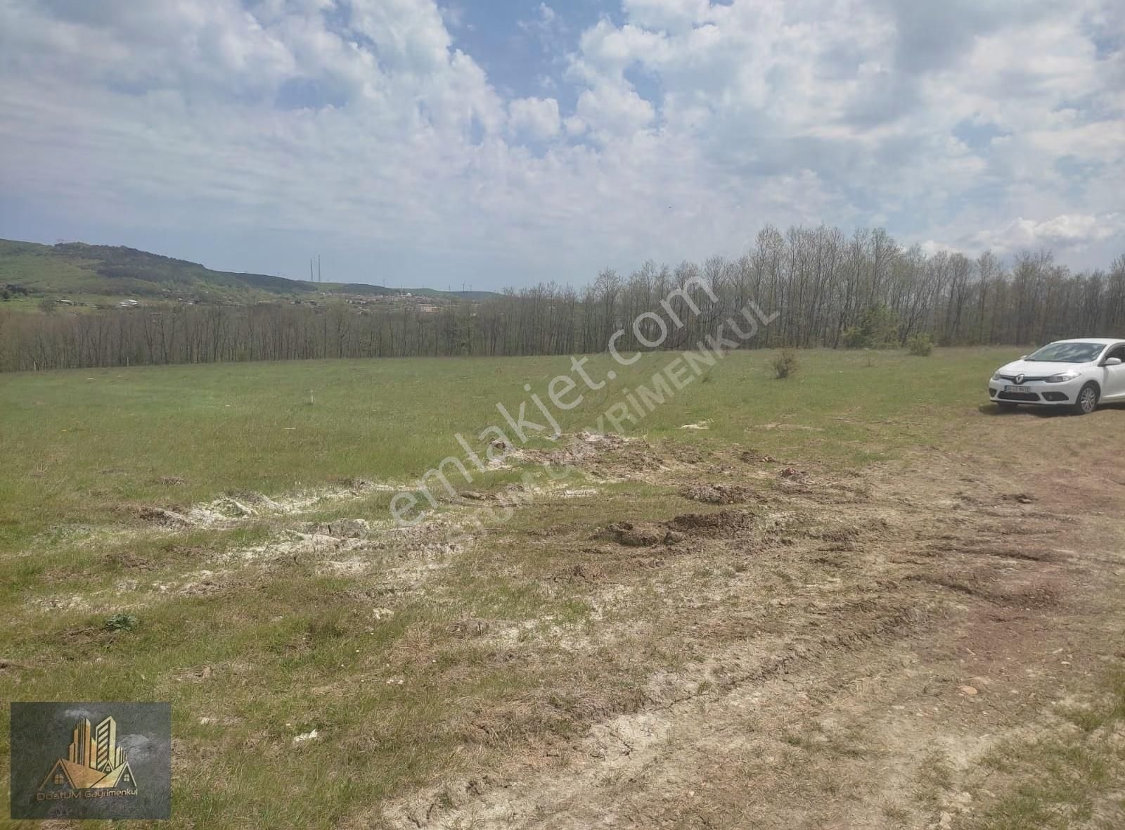 Çatalca Binkılıç'ta Ana Yola Yakın 3672 M2 Yatırımlık Tarla - Görsel 3