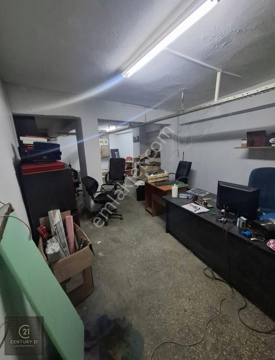 Century 21. Loca Gayrimenkul'den Çarşı Merkezde Depo - Görsel 3