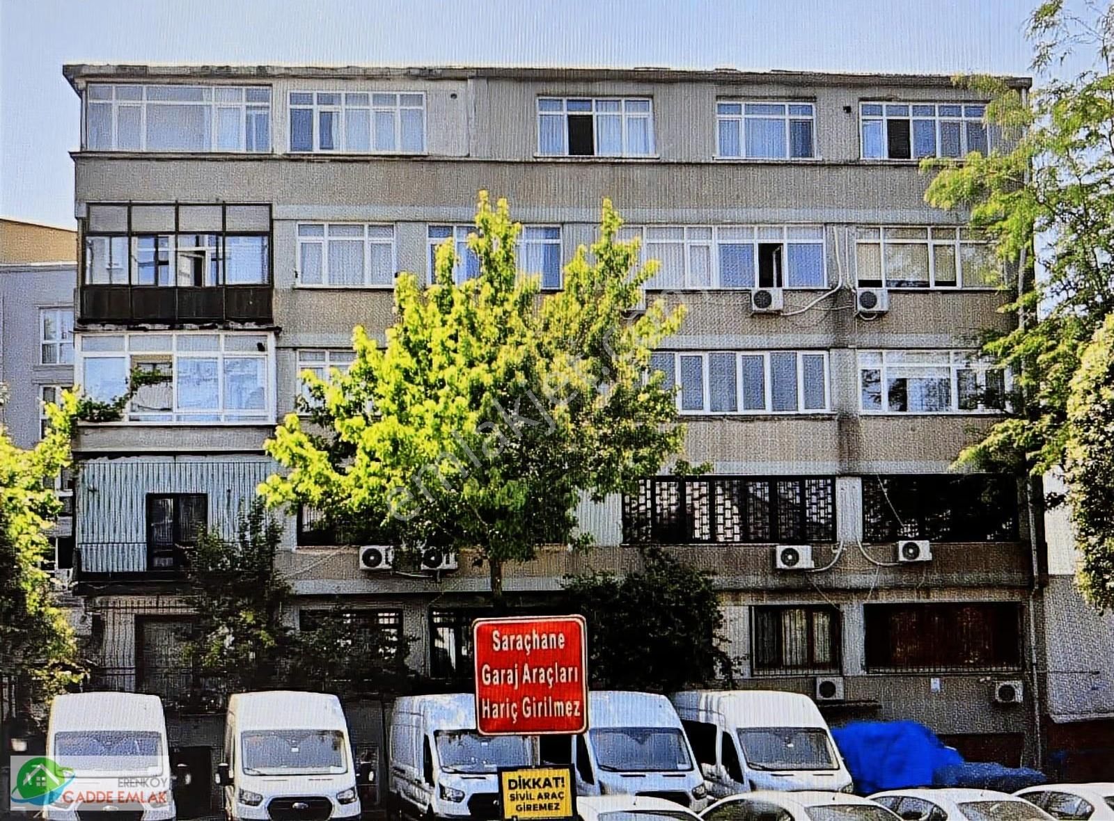 Şehzadebaşı Camii Karşısı Ve Büyük Şehir Belediye Karşı Köşesi - Görsel 4