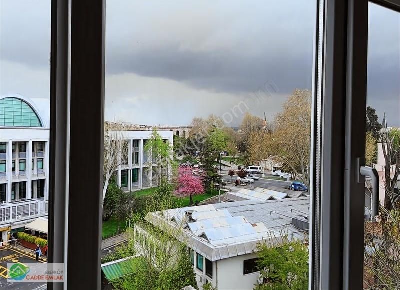 Şehzadebaşı Camii Karşısı Ve Büyük Şehir Belediye Karşı Köşesi - Görsel 6