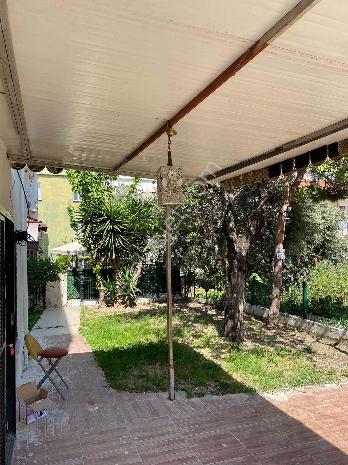 Kuşadası Denize Yakın 3+2 Köşe Büyük Bahçeli Satılık Villa - Görsel 15