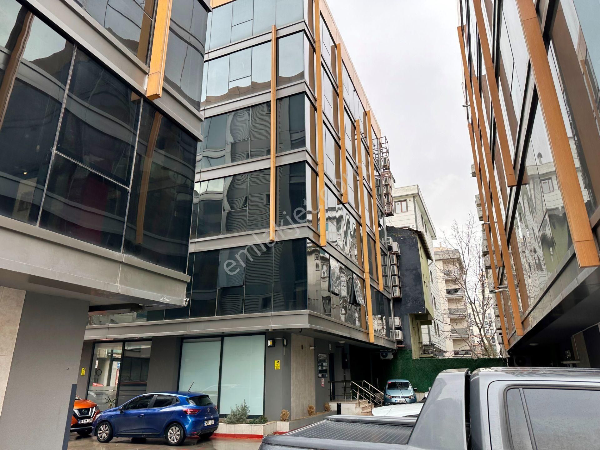 Sancaktepe Belediye Karşısı Yeni Plazada 50m2 Boş Satılık İşyeri - Görsel 25