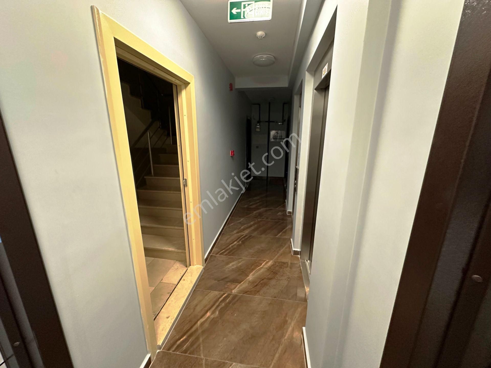 Sancaktepe Belediye Karşısı Yeni Plazada 50m2 Boş Satılık İşyeri - Görsel 16