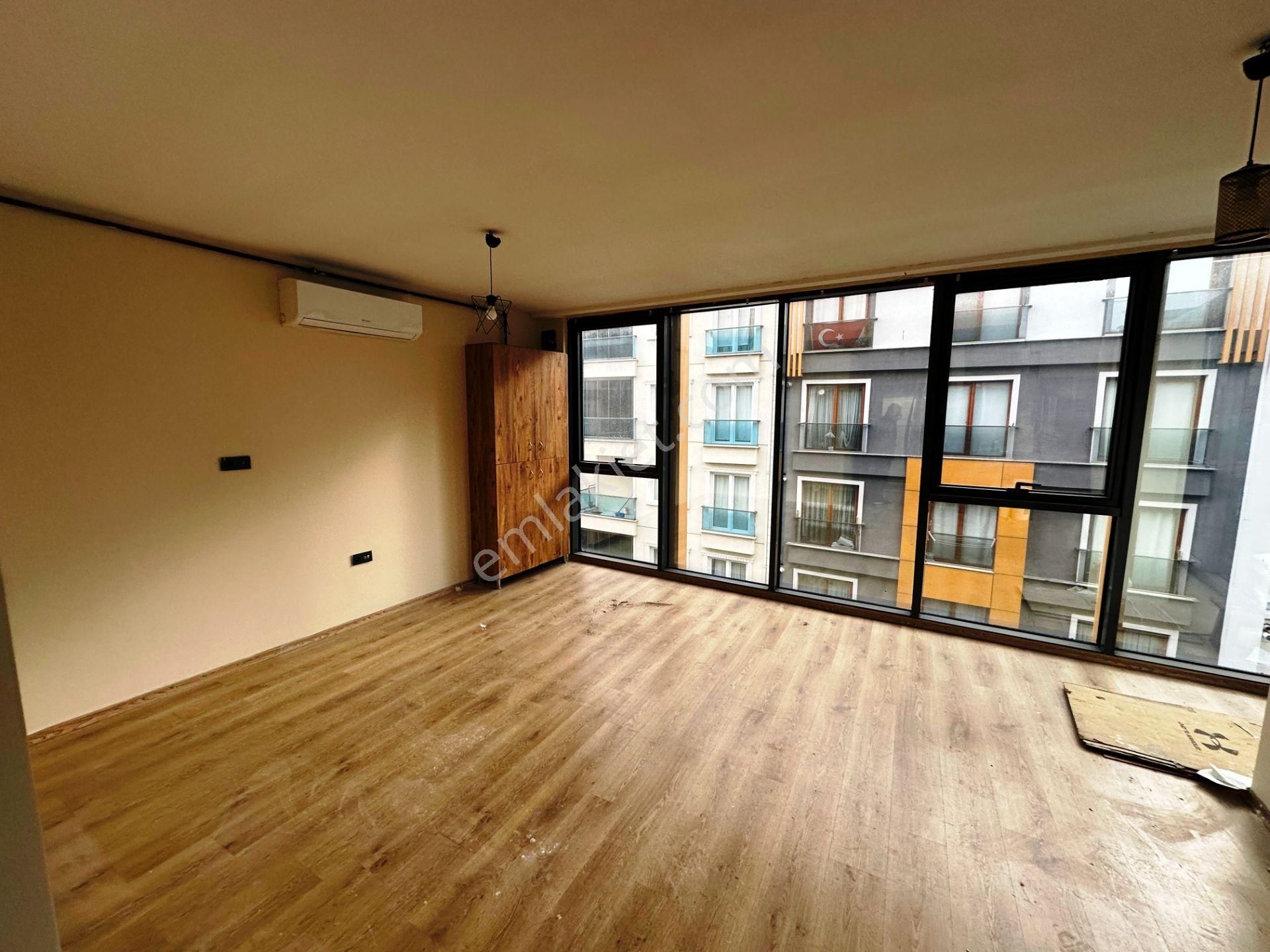 Sancaktepe Belediye Karşısı Yeni Plazada 50m2 Boş Satılık İşyeri - Görsel 4