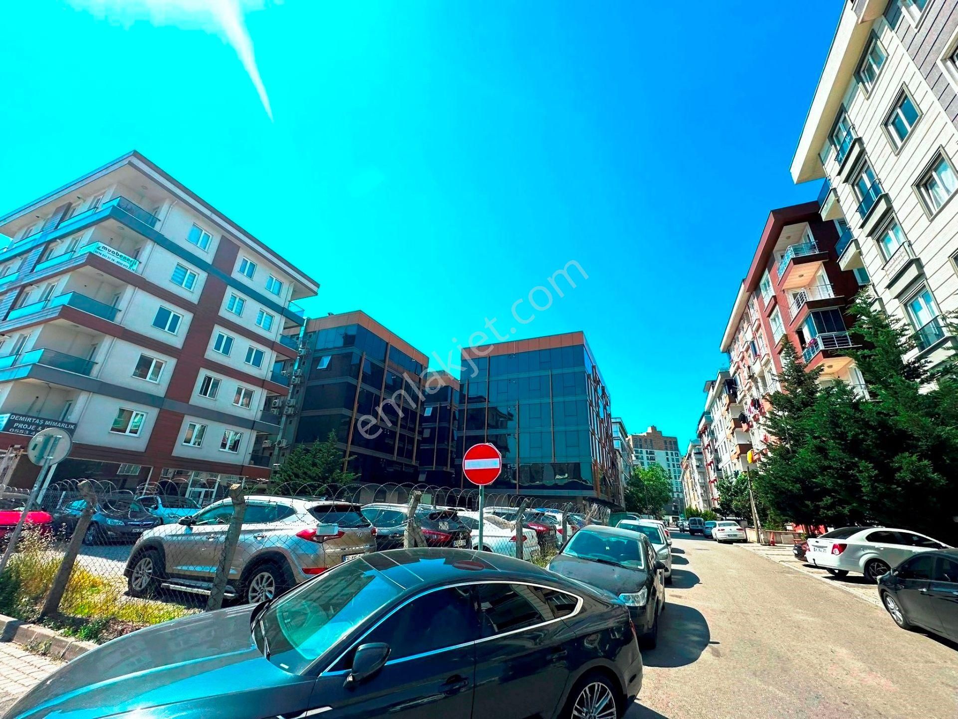 Sancaktepe Belediye Karşısı Yeni Plazada 50m2 Boş Satılık İşyeri - Görsel 29