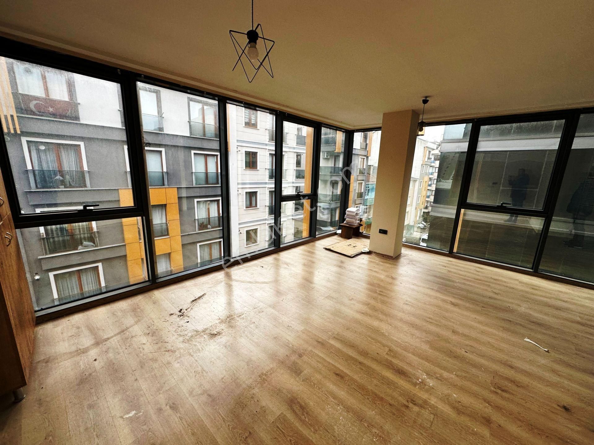 Sancaktepe Belediye Karşısı Yeni Plazada 50m2 Boş Satılık İşyeri - Görsel 2