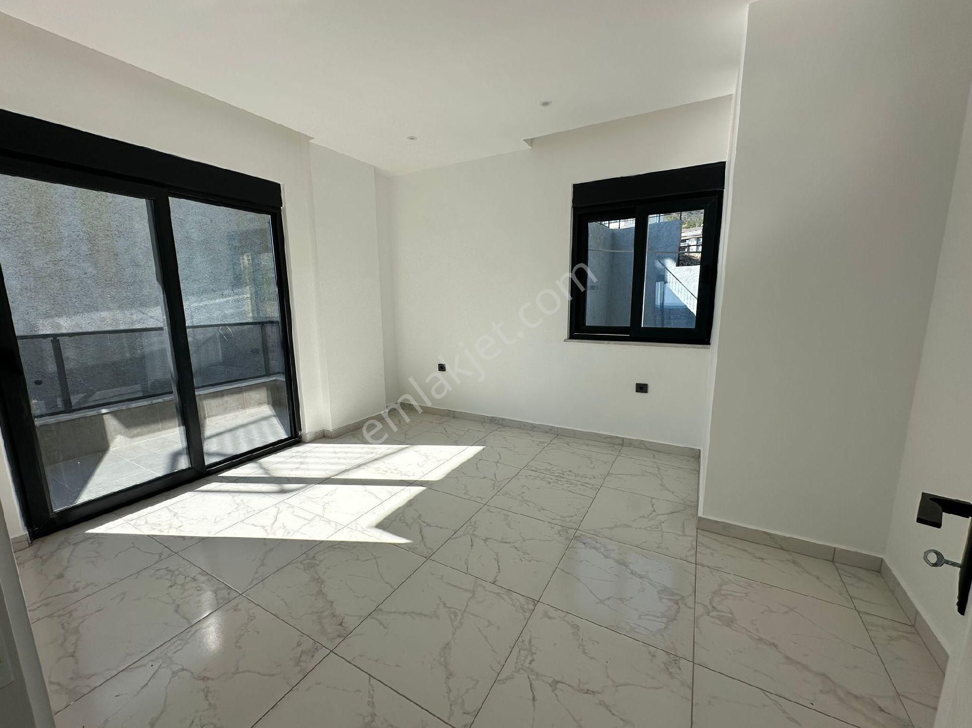 Ciplakli Mahallesi 2+1 American Mutfak İskanli - Görsel 12