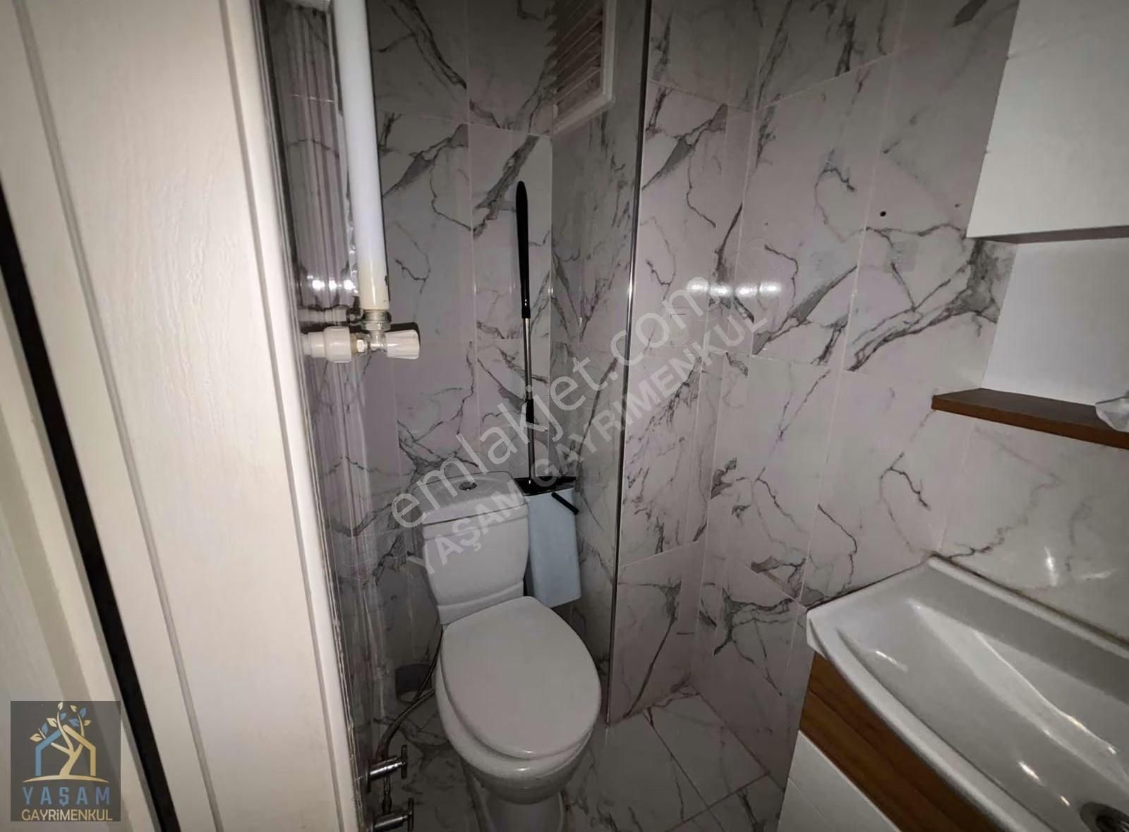 Esenler Menderes 82 M² 2+1 İskanlı Çift Cephe Yaşam Gayrimenkul - Görsel 3