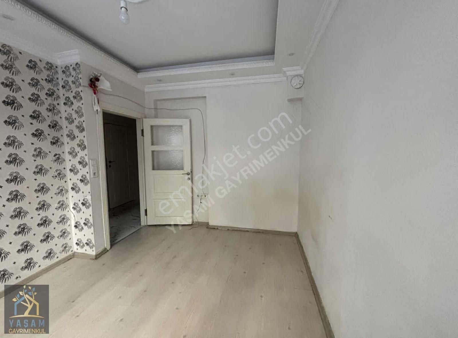 Esenler Menderes 82 M² 2+1 İskanlı Çift Cephe Yaşam Gayrimenkul - Görsel 9