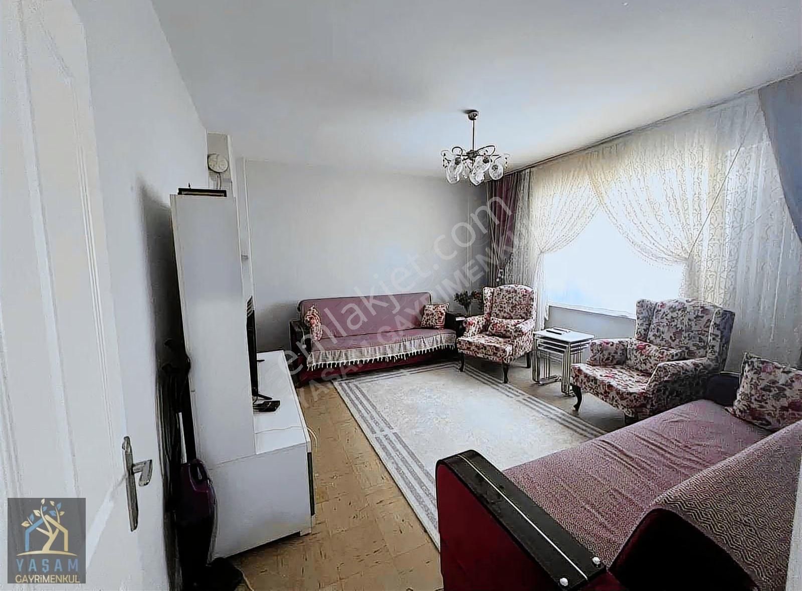 Yaşam Dan Nene Hatun Mah Metroya Yakın Satılık 3+1 Daire