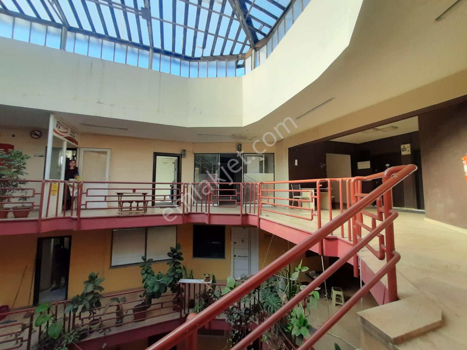 Yeni Cami Atagün İş Merkezinde Kiralık Fırsat Ofisler - Görsel 7