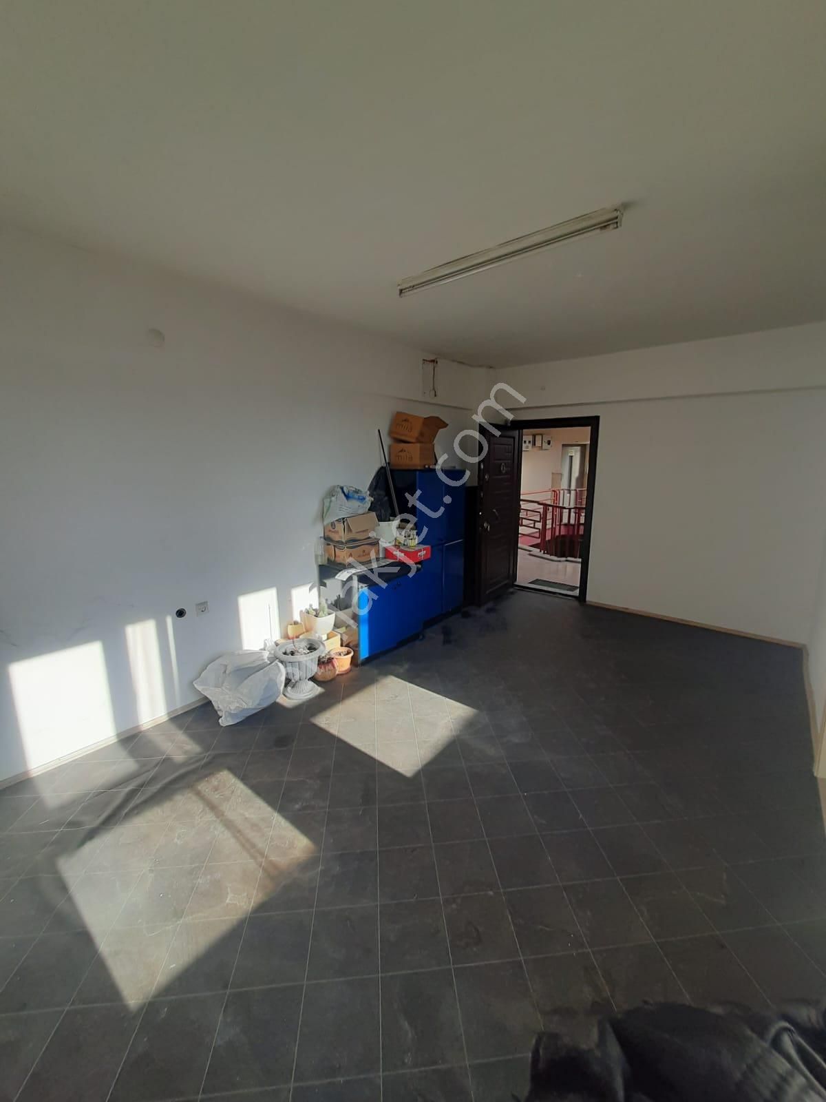 Yeni Cami Atagün İş Merkezinde Kiralık Fırsat Ofisler - Görsel 14